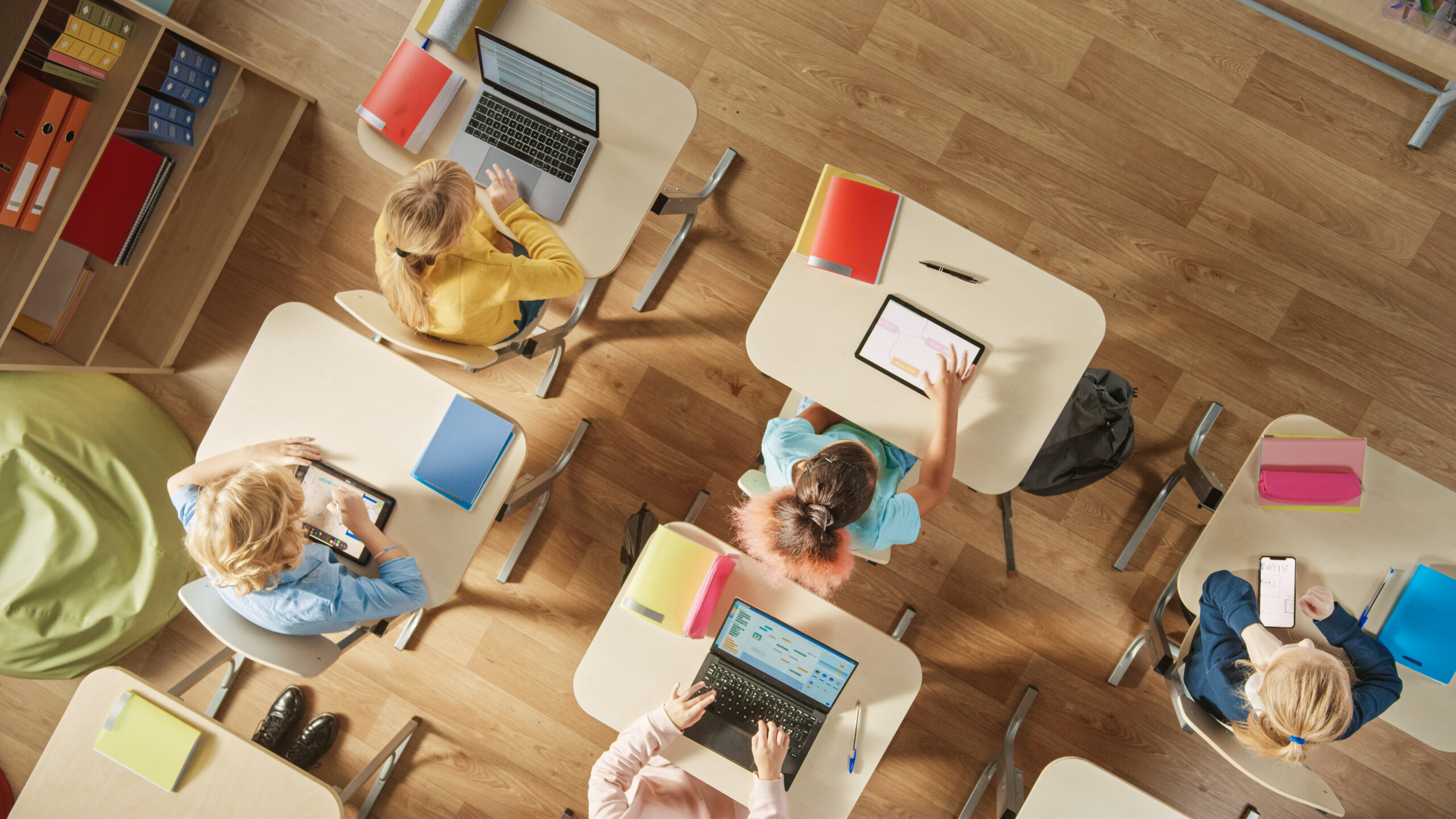 La educación en competencias digitales: ¿cómo ayudar a los alumnos a desarrollar habilidades digitales en las asignaturas? 1 iStock 1254051142 scaled